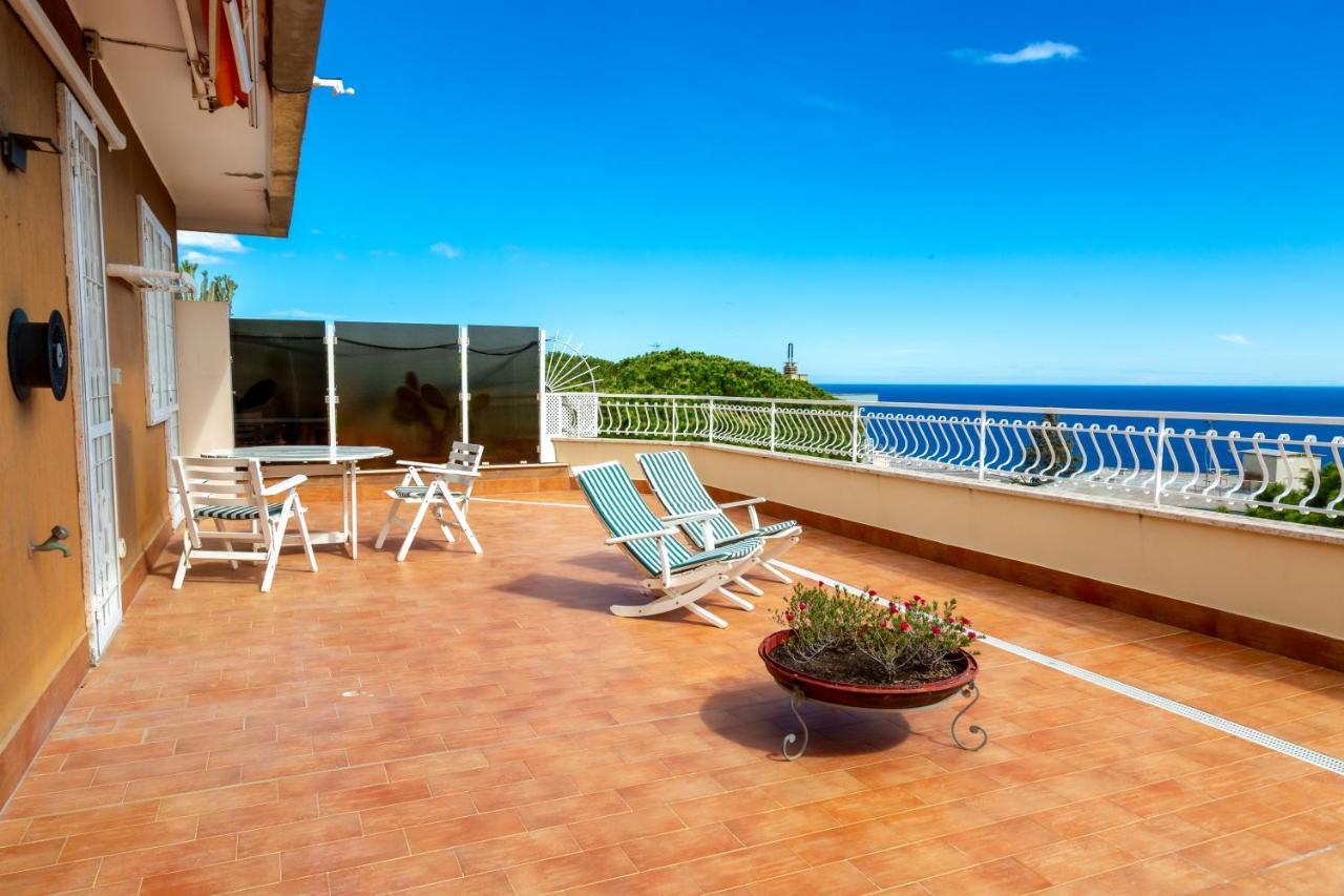 168B - La Terrazza Sul Mare, Casa A 10 Minuti Da Spiaggia, Parcheggio Privato Gratis サンレモ エクステリア 写真