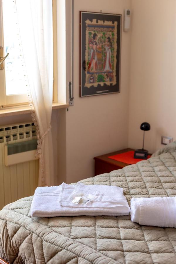 168B - La Terrazza Sul Mare, Casa A 10 Minuti Da Spiaggia, Parcheggio Privato Gratis サンレモ エクステリア 写真