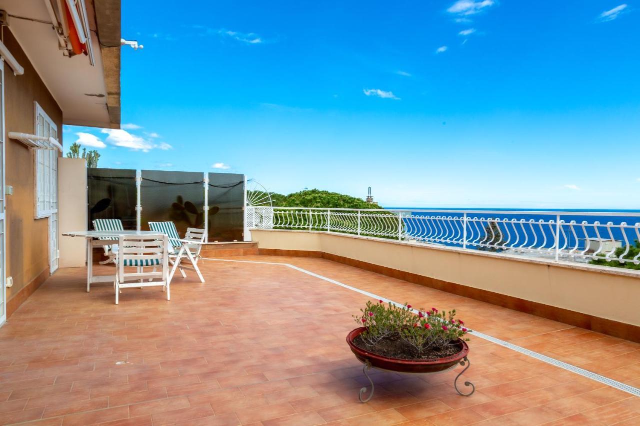 168B - La Terrazza Sul Mare, Casa A 10 Minuti Da Spiaggia, Parcheggio Privato Gratis サンレモ エクステリア 写真